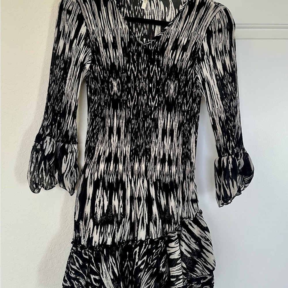 Chic Black and White Patterned Mini Dress